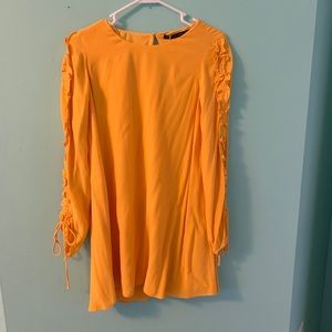 Zara long sleeve yellow dress. NWT!